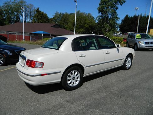Used 2005 Kia Amanti image 8