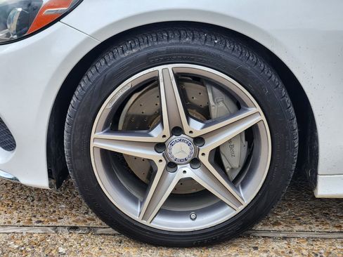 Used 2016 Mercedes-Benz C 300 Sedan image 9