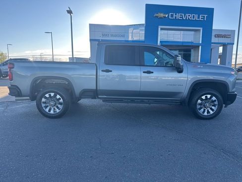 Used 2024 Chevrolet Silverado 2500 Custom w/ Custom Value Package image 34