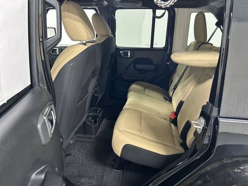Used 2023 Jeep Wrangler Unlimited Sport AWD/4WD image 19