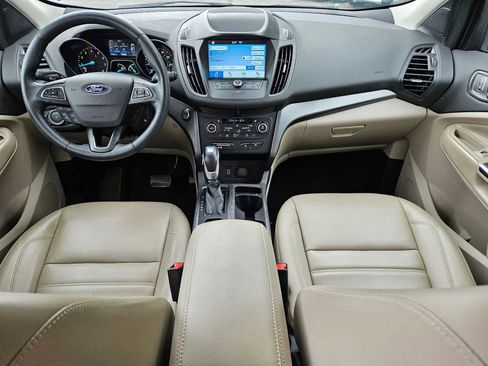 Used 2019 Ford Escape SEL image 13