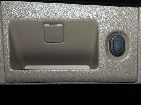 Used 2015 GMC Yukon XL SLT AWD/4WD image 23