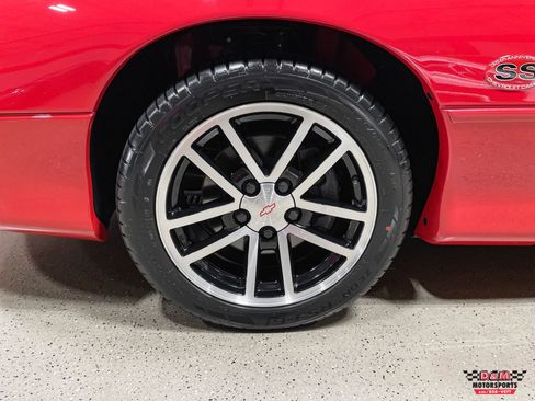 Used 2002 Chevrolet Camaro Z28 w/ SS Performance/Appearance Pkg image 32