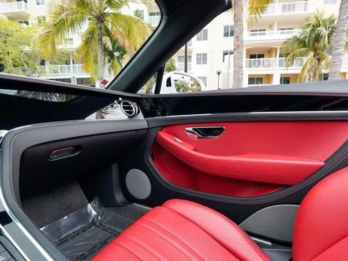 Used 2024 Bentley Continental GT V8 image 73