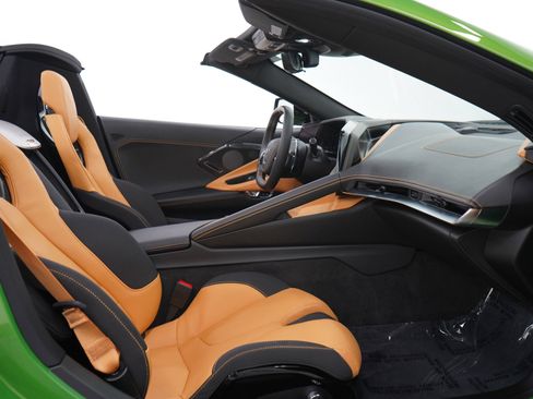 Used 2026 Chevrolet Corvette Stingray Preferred Conv w/ Z51 Performance Package RWD image 14