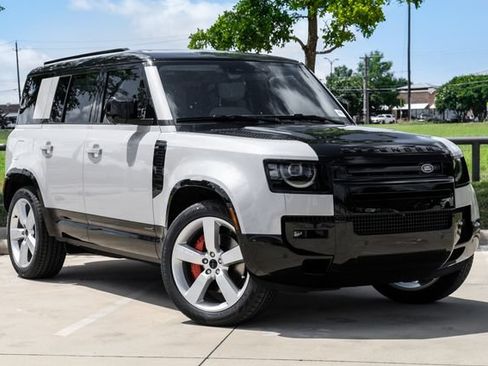 New 2026 Land Rover Defender 110 X AWD/4WD image 7