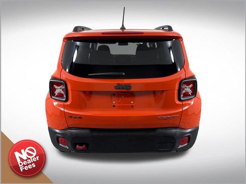 Used 2016 Jeep Renegade Trailhawk AWD/4WD image 5