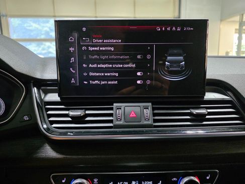 Used 2023 Audi Q5 2.0T Premium Plus w/ Premium Plus Package AWD/4WD image 36