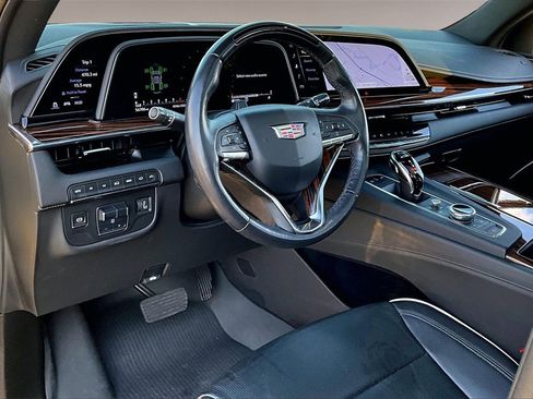 Certified 2022 Cadillac Escalade Premium Luxury w/ Performance Package image 13
