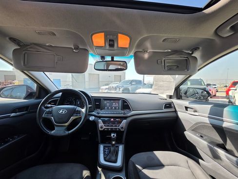 Used 2017 Hyundai Elantra Value Edition FWD image 19