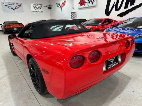 Used 2002 Chevrolet Corvette Convertible w/ Preferred Equipment Group2 image 3