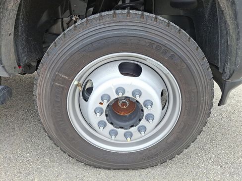 New 2024 RAM 5500 Tradesman image 5