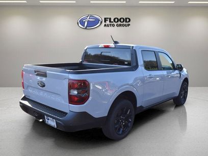 New 2025 Ford Maverick Lariat w/ Black Appearance Package