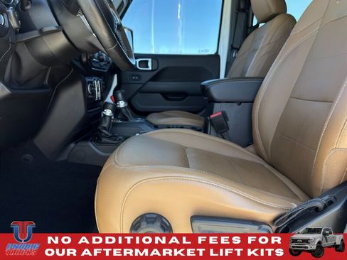 Used 2021 Jeep Gladiator Overland w/ Popular Equipment Package AWD/4WD image 31