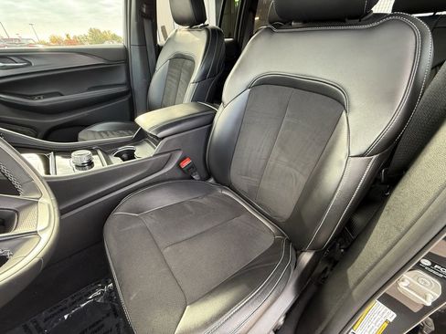 Certified 2024 Jeep Grand Cherokee Altitude image 16