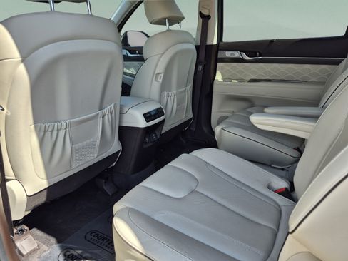 Used 2020 Hyundai Palisade Limited FWD image 18