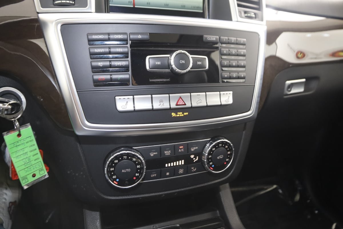 Used 2015 Mercedes-Benz ML 350 4MATIC image 25