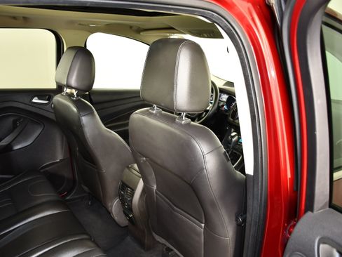 Used 2013 Ford Escape Titanium w/ Parking Technology Pkg AWD/4WD image 44