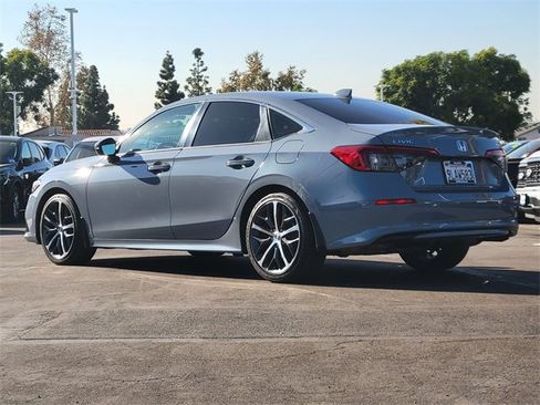 Used 2024 Honda Civic Touring image 2