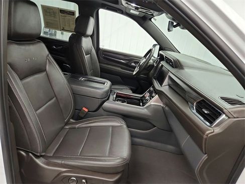 Used 2023 GMC Yukon Denali image 41