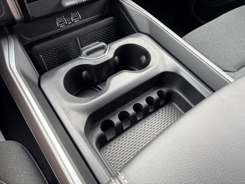 New 2026 RAM 1500 4x4 Crew Cab image 20
