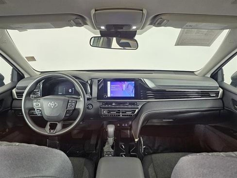 Used 2025 Toyota Camry LE image 26