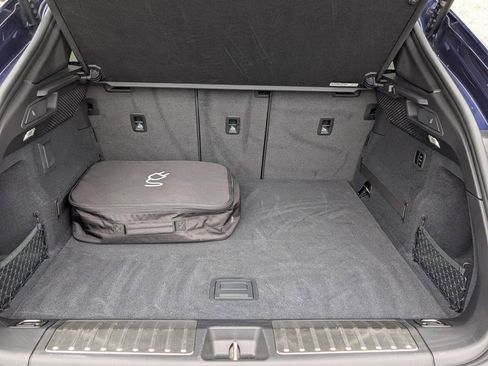 Certified 2024 Porsche Macan 4 Electric image 31