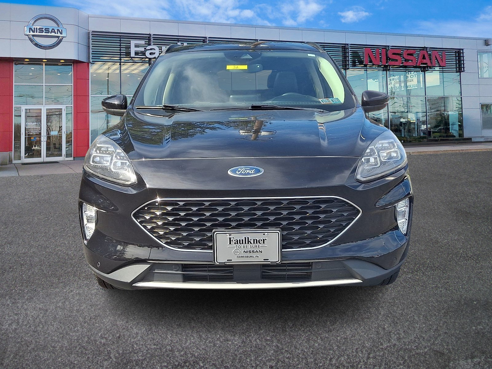 Used 2020 Ford Escape Titanium AWD/4WD image 2