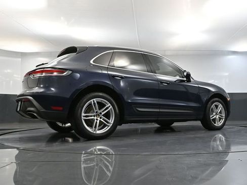 Used 2022 Porsche Macan Base image 58