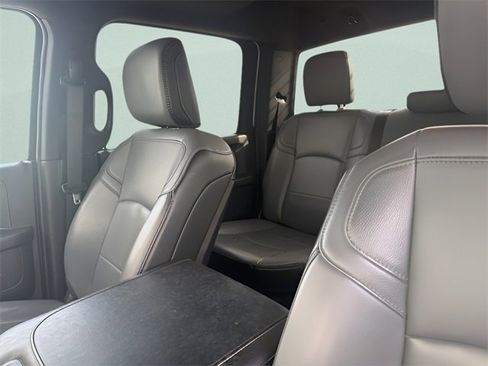 Used 2024 RAM 3500 Tradesman w/ Chrome Appearance Group image 19