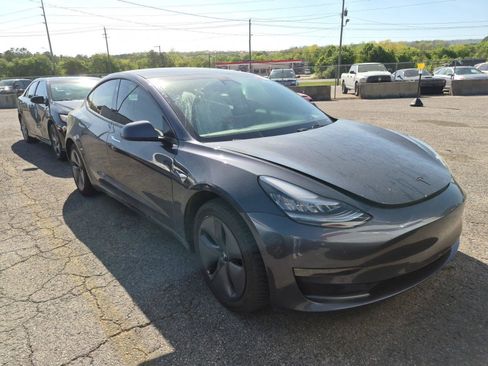 Used 2019 Tesla Model 3 Long Range image 2
