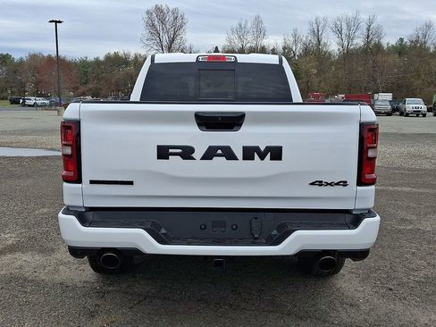 New 2026 RAM 1500 4x4 Crew Cab image 7