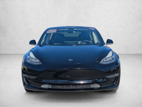 Used 2019 Tesla Model 3 Standard Range Plus image 2