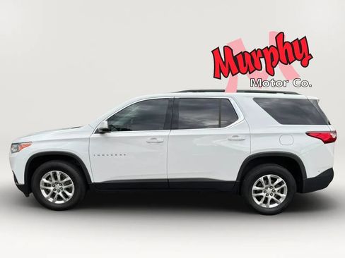 Used 2021 Chevrolet Traverse LT FWD image 3