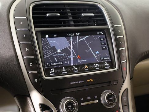 Used 2018 Lincoln MKX Reserve w/ Driver Assistance Package image 7