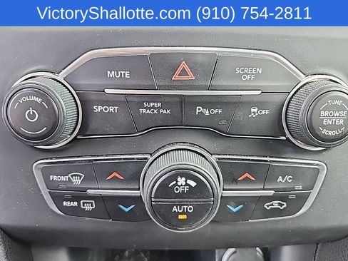 Used 2019 Dodge Charger R/T w/ Blacktop Package RWD image 6