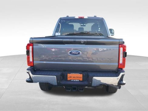 New 2026 Ford F250 XLT w/ XLT Premium Package image 4