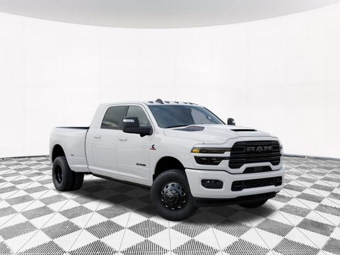 New 2026 RAM 3500 Laramie AWD/4WD image 7