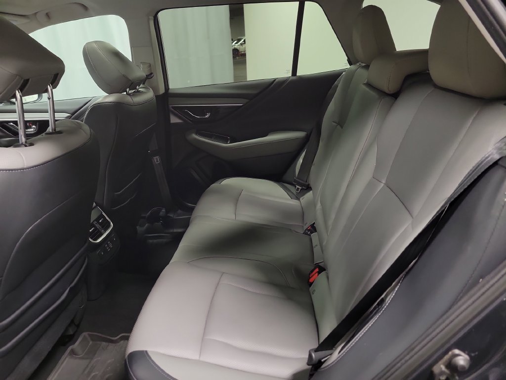 Used 2024 Subaru Outback Limited AWD/4WD image 32