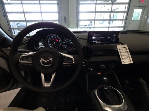 New 2025 MAZDA MX-5 Miata Club image 14