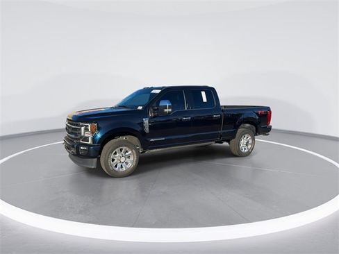 Certified 2021 Ford F250 Platinum w/ FX4 Off-Road Package image 3