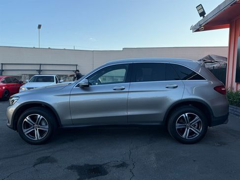 Used 2019 Mercedes-Benz GLC 300 w/ Premium Package image 7