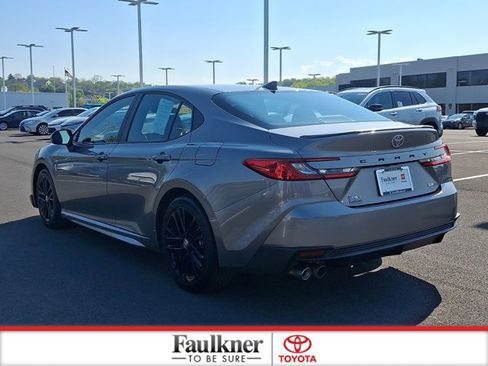 Certified 2025 Toyota Camry SE FWD image 4