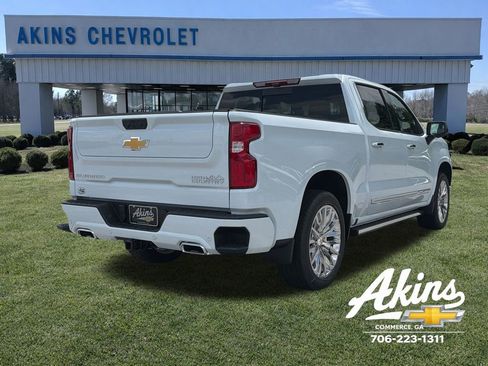 New 2026 Chevrolet Silverado 1500 High Country AWD/4WD image 6