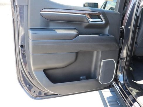 Used 2023 GMC Sierra 1500 Elevation RWD image 12
