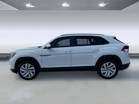 Used 2020 Volkswagen Atlas Cross Sport SE FWD image 2