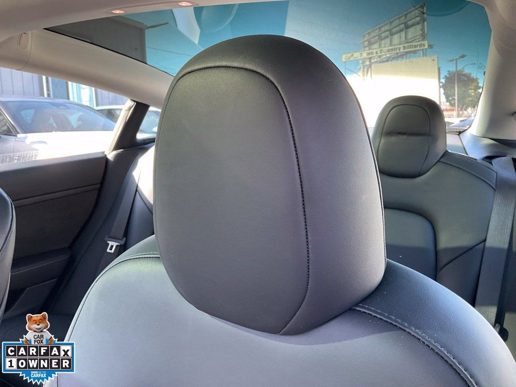 Used 2023 Tesla Model 3 Standard Range RWD image 18