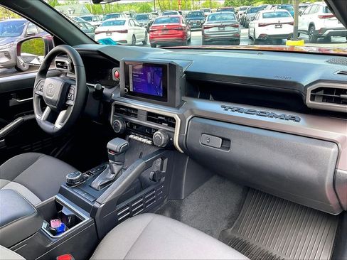 Used 2025 Toyota Tacoma TRD Off-Road AWD/4WD image 13