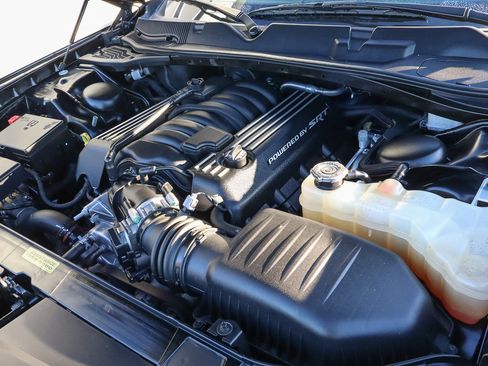 Used 2021 Dodge Challenger R/T Scat Pack w/ Dynamics Package image 18