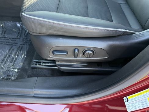 Used 2023 Chevrolet TrailBlazer RS w/ Convenience Package image 20